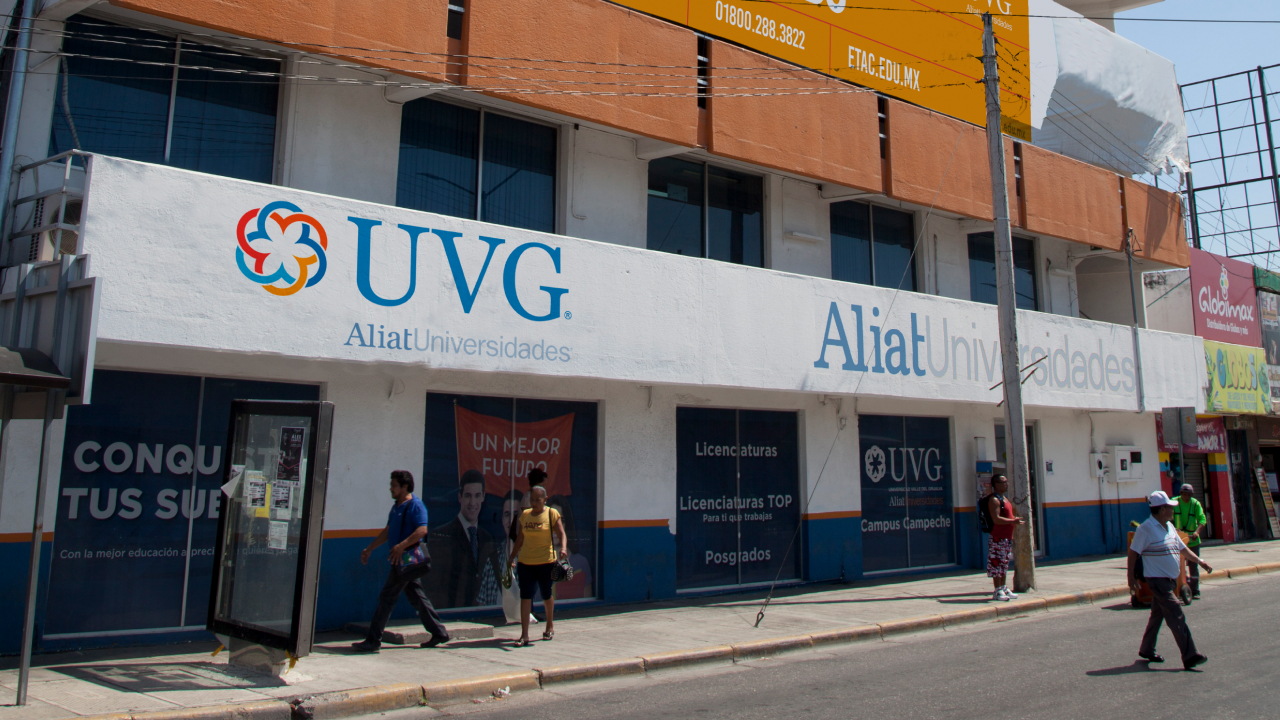 UVG Campus Campeche licenciaturas en línea
