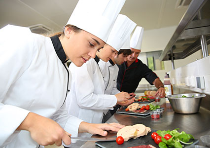 Licenciatura presencial en Gastronomía en UVG